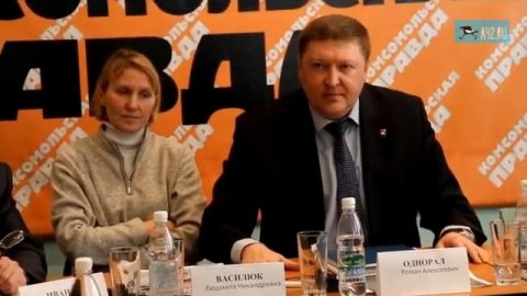 Роман Однорал о слухах в интернете