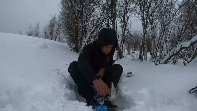 Prepare Moroccan Mint Tea in extreme cold in The Arctic (ROVANIEMI 🇫🇮 )