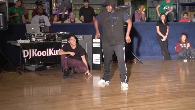 Moon vs JD [Play It Loud] Hosted by D-trix