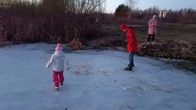 За городом на 8 марта.