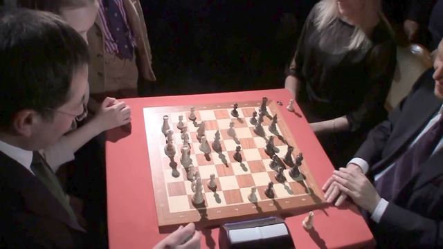 Ushenina + Ilyumzhinov against Gunina + Palikhata