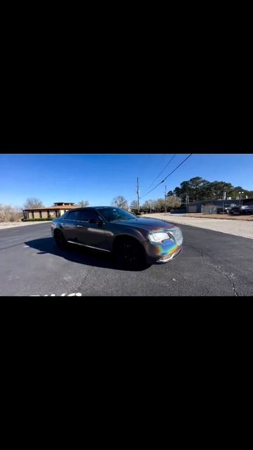 Avery Dennison Gloss Prismatic Gray Metallic on a Chrysler 300