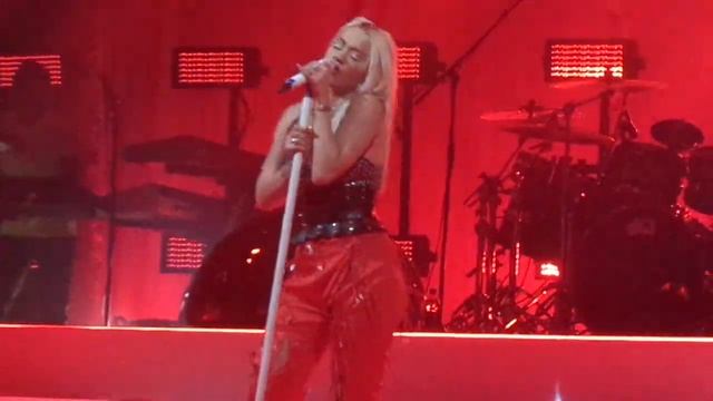 Rita Ora - Body On Me live 3-5-2019 Utrecht, Phoenix Tour