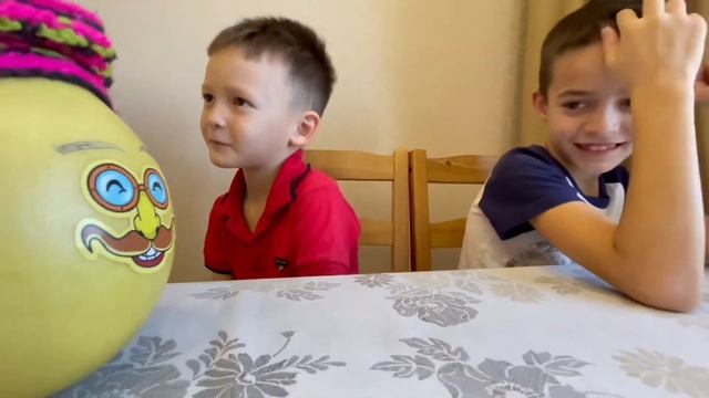 К нам пришло помело