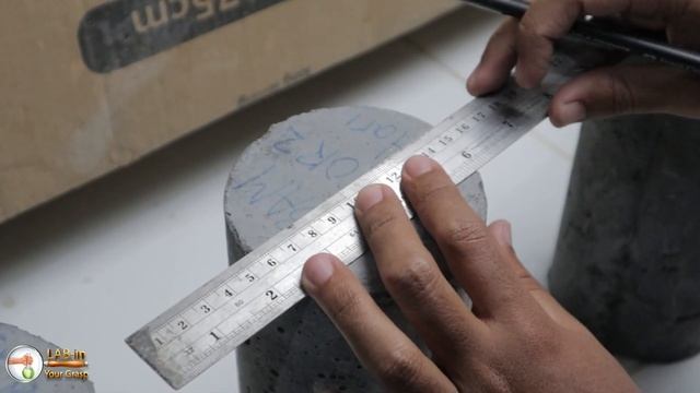 LAB IN YOUR GRASP - KARAKTERISASI MATERIAL BETON : 20 PENGUJIAN KUAT TARIK BELAH BETON