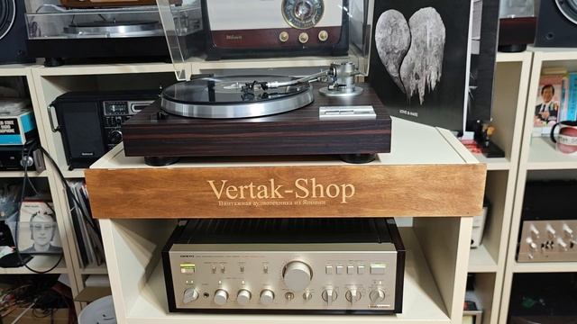 ONKYO Integra A-819RS
