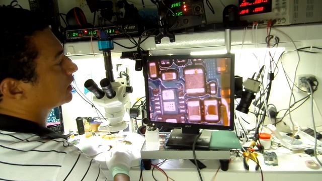 reparación Samsung I8190 Galaxy S III mini sin imagen o luz display , interesante pistas dañadas  i