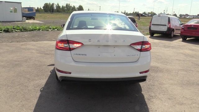 2023 Škoda Octavia 1.5 TSI 113HP ( EA211 evo ). Обзор (интерьер, экстерьер, двигатель).