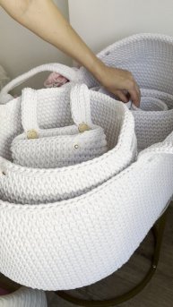 Вязаная люлька для новорожденного