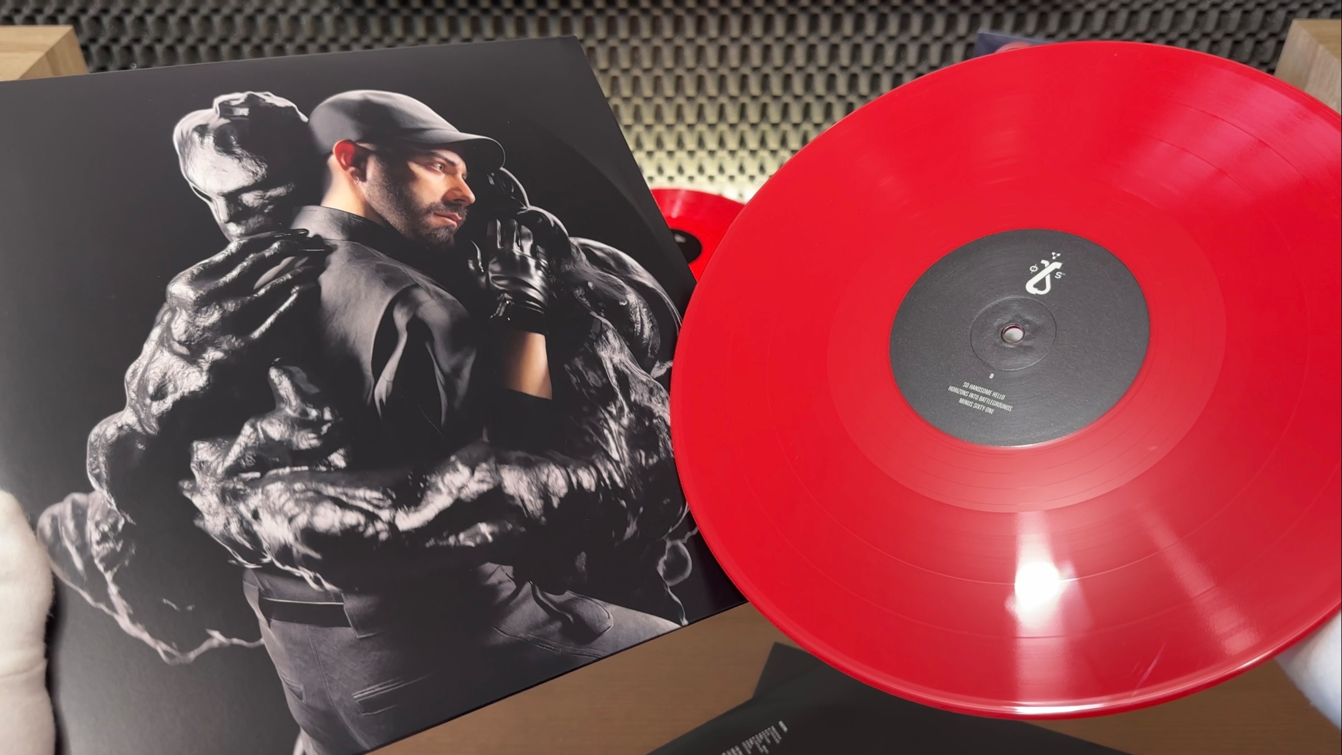 Распаковка и обзор виниловой пластинки Woodkid - S16 (Red Vinyl)
