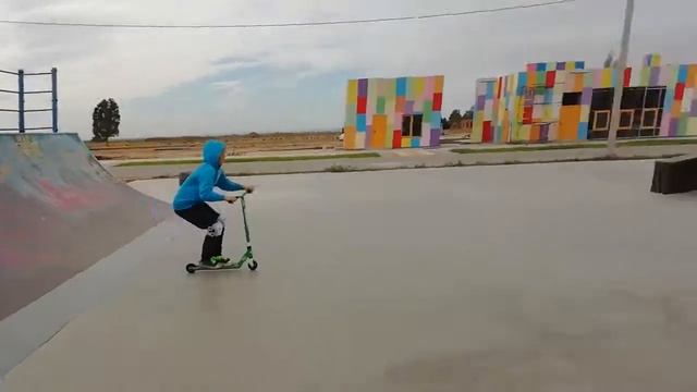 Катайтесь в шлеме!