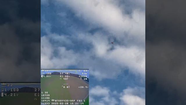 это рекорд! блогер из Швейцарии смог на своем FPV-дроне достичь средней скорости 557,64 км