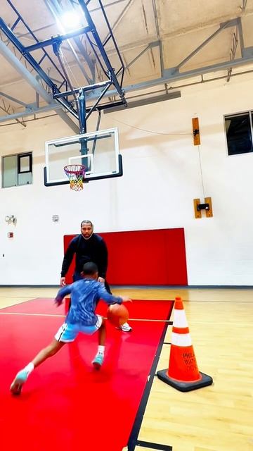 Pound SpiN #Basketball #reels #BallIsLife #Hoops #BasketballNeverStops #nba #sneakerhead