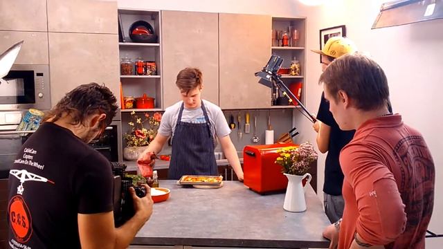 Процесс съемок рекламного ролика