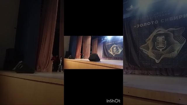 Закулисье...