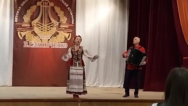 Страна певучая - София Земскова