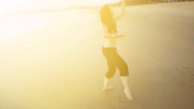 Zumba® with Kathleen ▸ Bomba Estéreo - Soy Yo