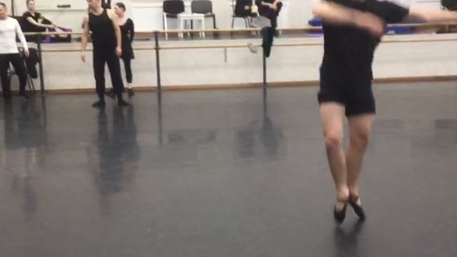 ВРАЩЕНИЯ ПО ДИАГОНАЛИ-Классический танец