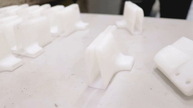 window clip component 3 -  | Plastic Injection Molding | Glasfil |