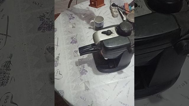 Обзор рожковой кофеварки и кофемолки