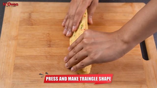 POTATO TRIANGLE SNACKS RECIPE | POTATO NUGGETS | TRIANGLE NUGGETS | EGGLESS | N'Oven