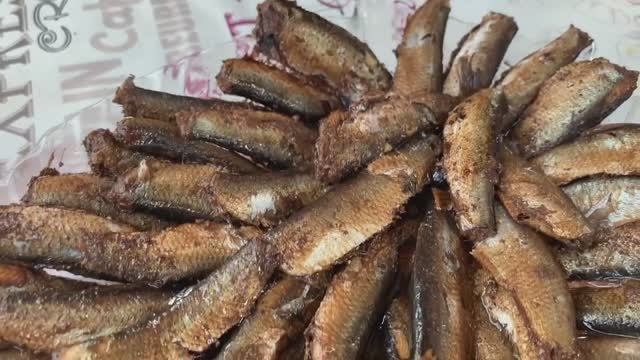 ШПРОТЫ НЕ ПОКУПАЮ, готовлю дома сама! Как приготовить шпроты. Простой рецепт.