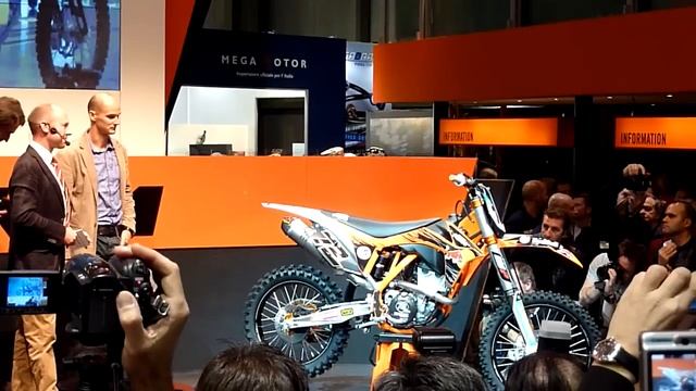 Motormeuk.nl - KTM 350 SX-F at EICMA 2009