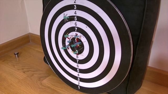 Syringe needle shooter, Syringe darts, Desktop weaponry