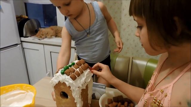 Делаем пряничный домик