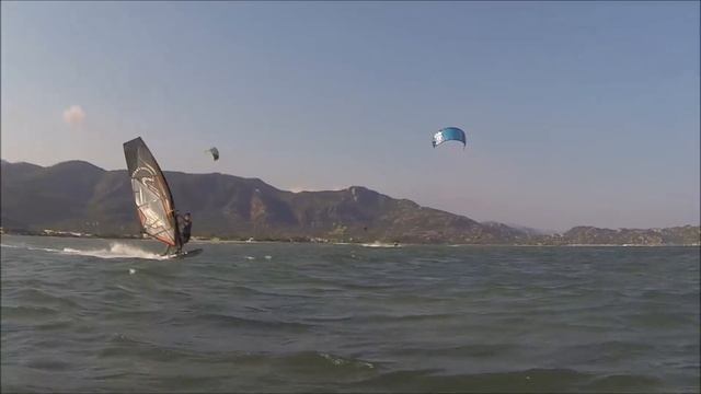 VIETNAM WINDSURF TRIP