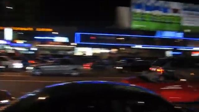 Ликующая Россия! ул. Новый Арбат.