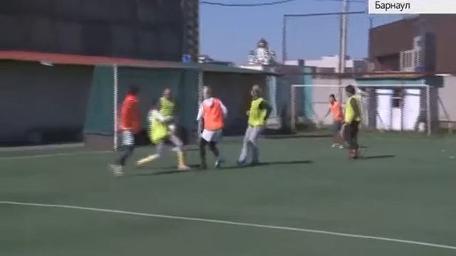 Хоккеистки «Коммунальщика» переходят на новую систему тренировок