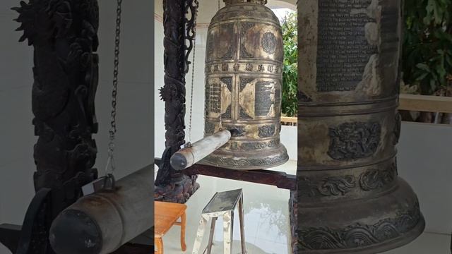 Муйне. Буддистский храм Buu Son temple Chùa Bửu Sơn по дороге в Фантьет. Март 2025.mp4