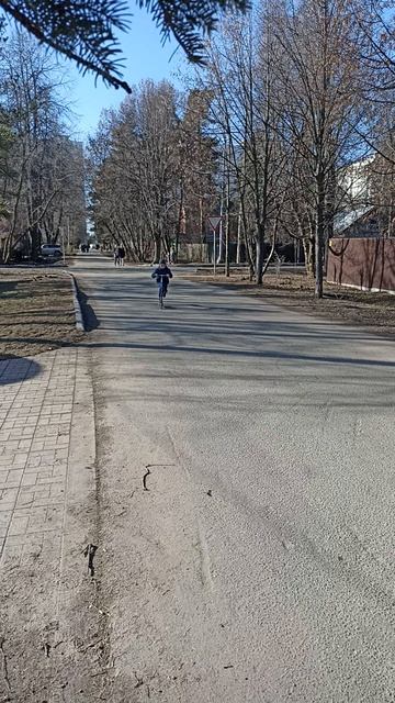 На одной ноге