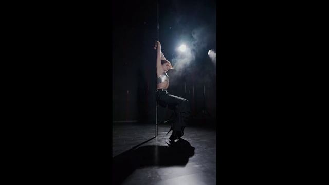 Exotic pole dance Милана Eden dance studio-