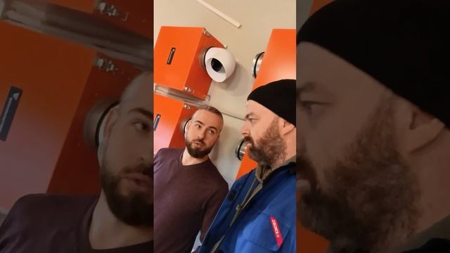 Побывали в гостях у VENTMACHINE.