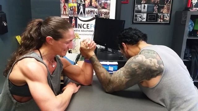 Mixed Arm Wrestling Tiny Vs. The Beast XD