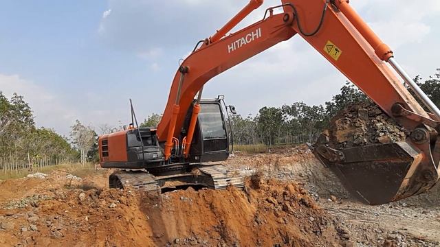 รีวิว จัดเต็ม hitachi zx200-5g excavator ดั้ม FVZ300 FM3M พี่หลง truck ตอน 1 EP.3778