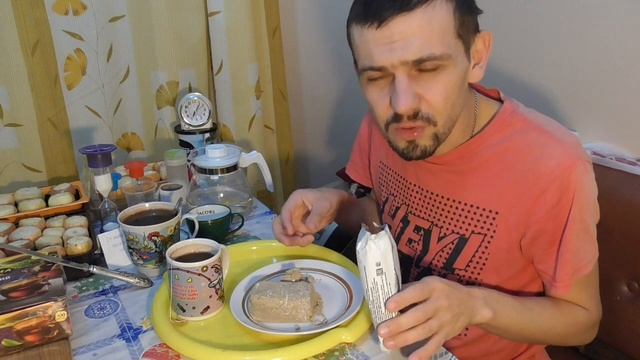 ОБЖОР НА СУПЕР ВКУСНУЮ АЗОВСКУЮ ХАЛВУ С КРЕПКИМ ЧЕРНЫМ ИНДИЙСКИМ ЧАЕМ ЛИСМА