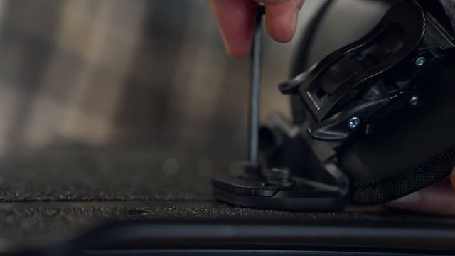 HOW TO INSTALL RENEGADE BINDINGS | EVOLVE