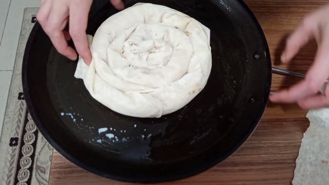 TAVADA KOLAY BÖREK TARİFİ SABAH KAHVALTISINDA BEN YAPTIM ÇOCUKLAR HEMEN BİTİRDİ 😉😉