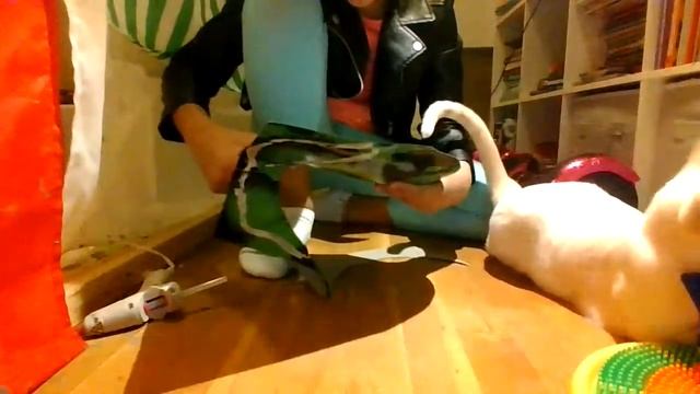 UNBOXING A DART BOARD!