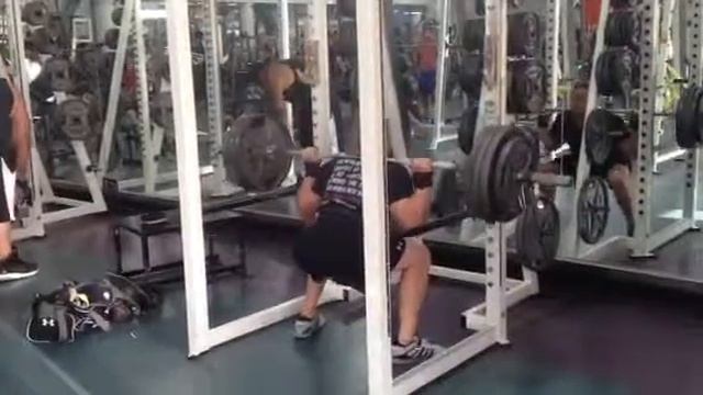 High bar Pause squats