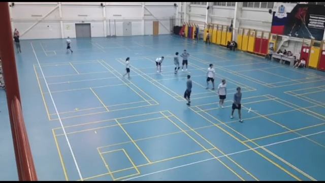 НГЛУ vs  СПбГУ
