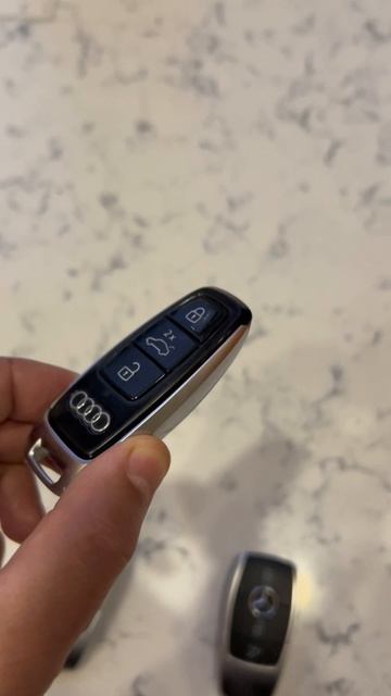 Состояние ключей Mercedes и Audi после 2-х лет ношения в кармане