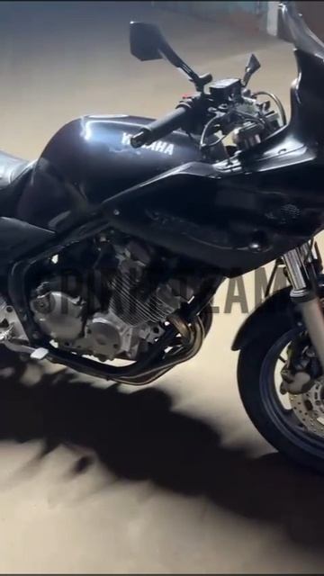 Yamaha xj600 Diversion 2001г.в.