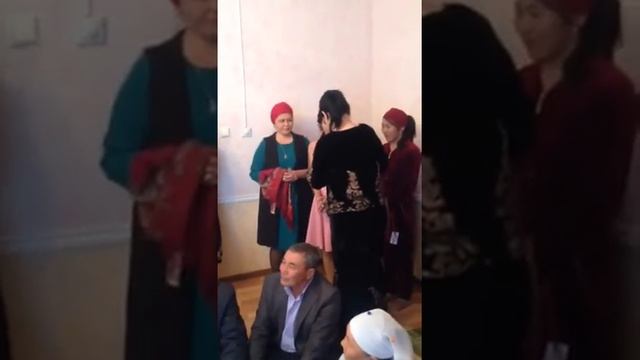 Ләззат сырға салу