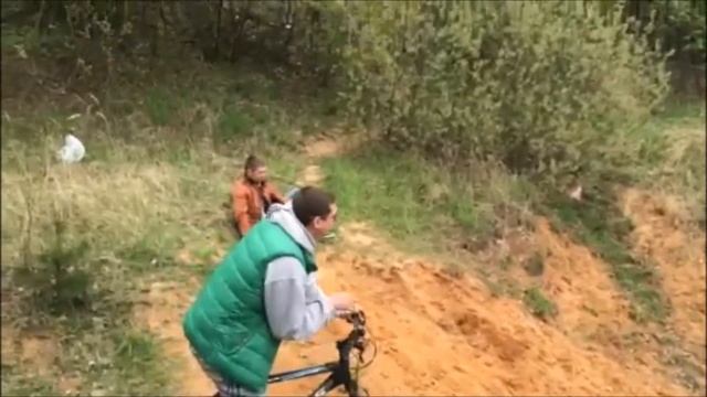 Просто упал.