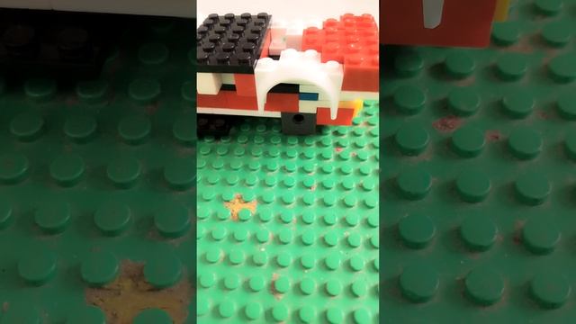 собираю джип из лего