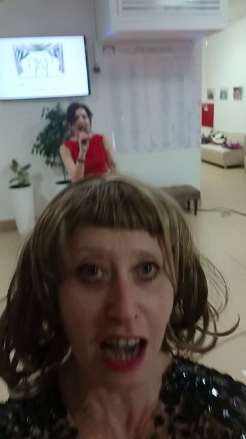 9 марта 2025 Арзамас.Поет Светлана Синякова.Игорь Юрьевич Самохвалов танец с любимой Антониной.